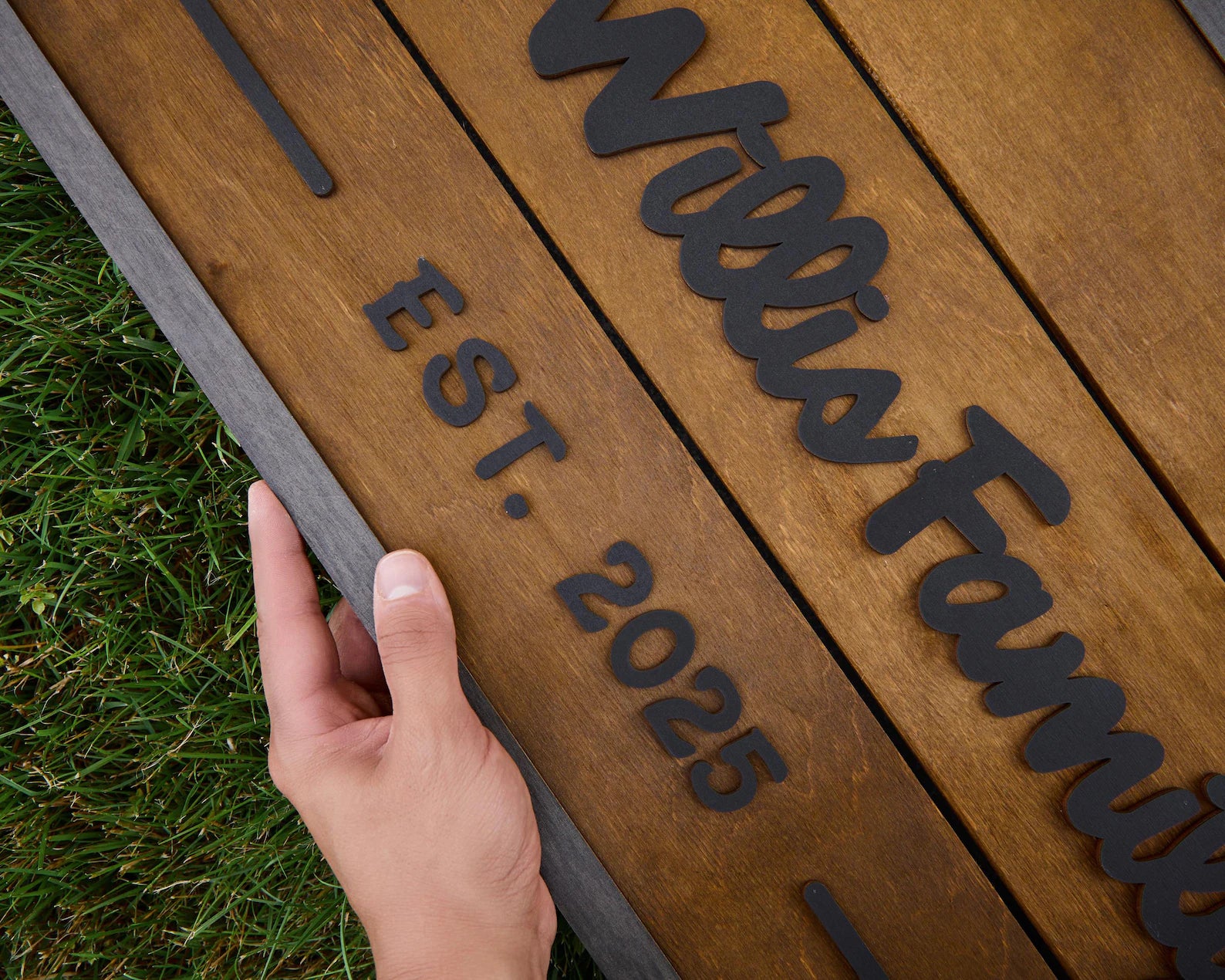 3D Family Last Name Sign, Anniversary Gift, Farmhouse Family, Housewarming Gift, Custom Family Sign, Wooden Name Sign, Christmas Gift [Brown]